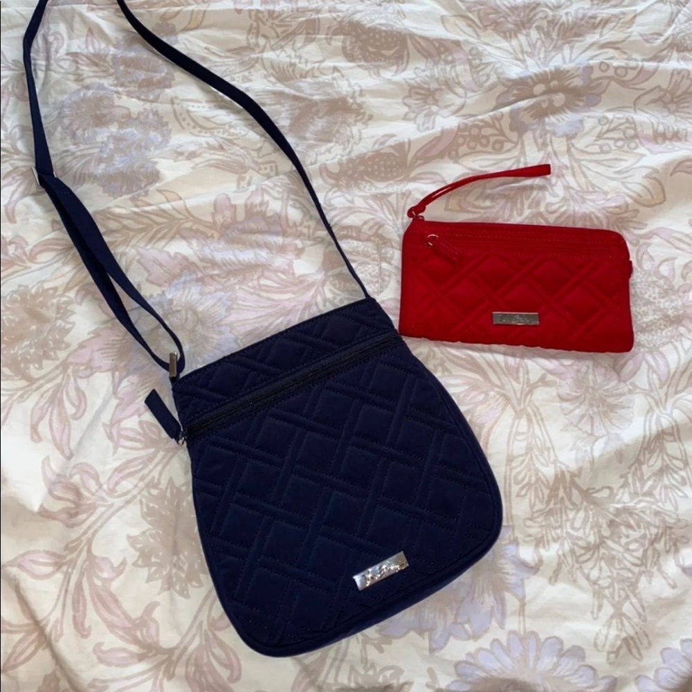 Vera Bradley crossbody purse and wristlet set